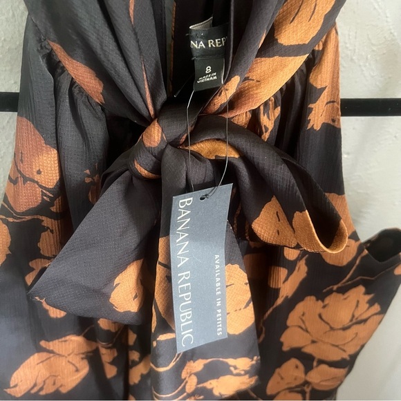 Banana Republic Tie-Neck Cropped Jumpsuit - Picture 8 of 10